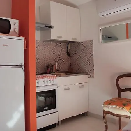 Quarto em Acomodações Particulares -pousada Copacabana Porto SantʼElpidio