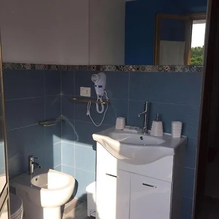 Quarto em Acomodações Particulares -pousada Copacabana Porto SantʼElpidio