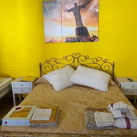 Quarto em Acomodações Particulares -pousada Copacabana