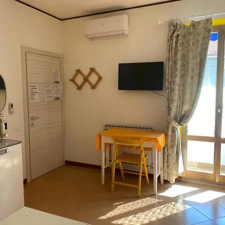 Homestay Pousada Copacabana Praia - Affittacamere - Casa Vacanza A