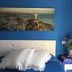 Rum i privatbostad -pousada Copacabana A 100 Mt Dalla Spiaggia, Bici Incluse *