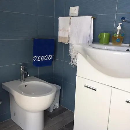 Séjour chez l'habitant -pousada Copacabana A 100 Mt Dalla Spiaggia, Noleggio Bici Porto SantʼElpidio