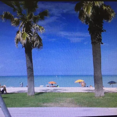 -pousada Copacabana A 100 Mt Dalla Spiaggia, Noleggio Bici Quarto em Acomodações Particulares Porto SantʼElpidio