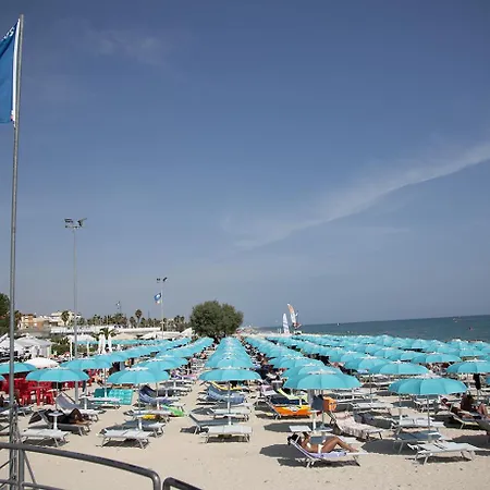 -pousada Copacabana A 100 Mt Dalla Spiaggia, Noleggio Bici * Porto SantʼElpidio