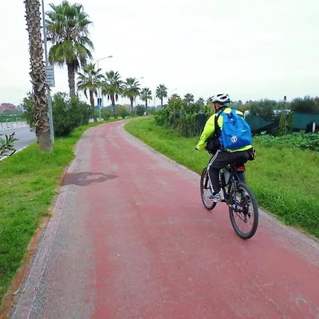 -pousada Copacabana A 100 Mt Dalla Spiaggia, Noleggio Bici Séjour chez l'habitant *