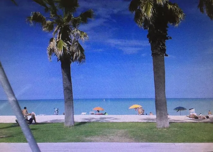 -pousada Copacabana A 100 Mt Dalla Spiaggia, Bici Incluse Rum i privatbostad Porto SantʼElpidio