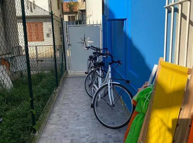 Rum i privatbostad -pousada Copacabana A 100 Mt Dalla Spiaggia, Bici Incluse Porto SantʼElpidio